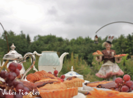 Jules Tingles: Tea Time